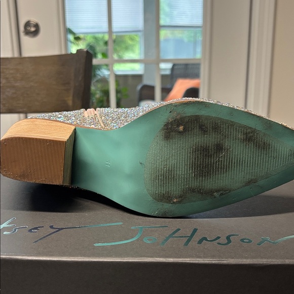 Elegant Betsy Johnson slightly used Embellished Women's Boots - Picture 3 of 3